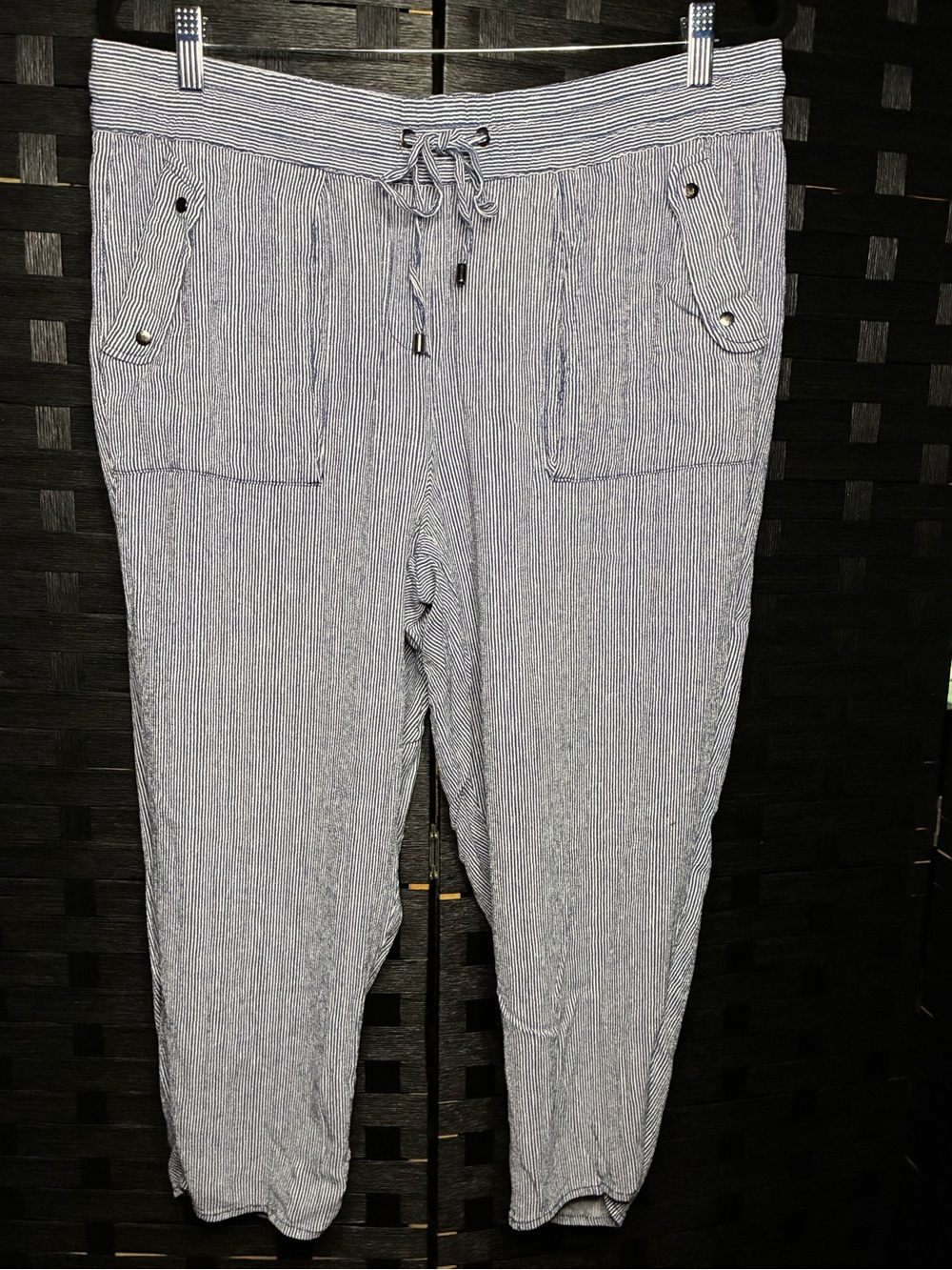 Striped Drawstring Capris - Casual Women's Pants, Blue/White